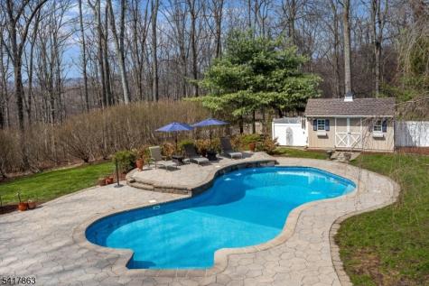 5 Green Hill Road Chester NJ 07930