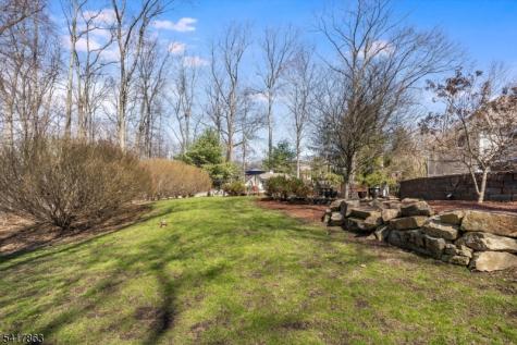 5 Green Hill Road Chester NJ 07930