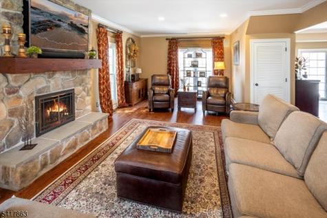 5 Green Hill Road Chester NJ 07930