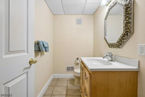 63 Emily Road Bernards NJ 07931