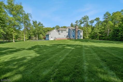 63 Emily Road Bernards NJ 07931