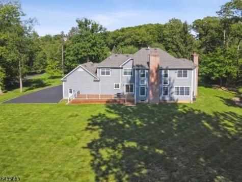 63 Emily Road Bernards NJ 07931