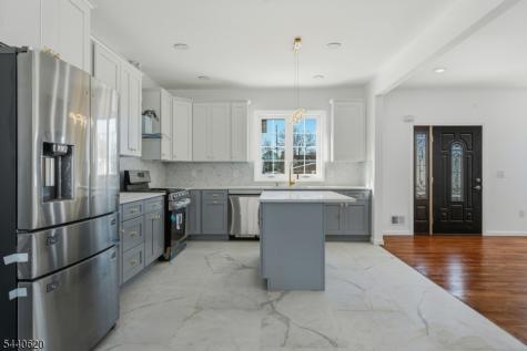 31 Davis Avenue Franklin NJ 08873