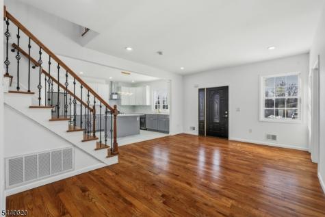 31 Davis Avenue Franklin NJ 08873