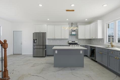 31 Davis Avenue Franklin NJ 08873