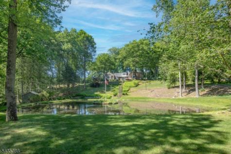 210 Douglass Avenue Bernardsville NJ 07924