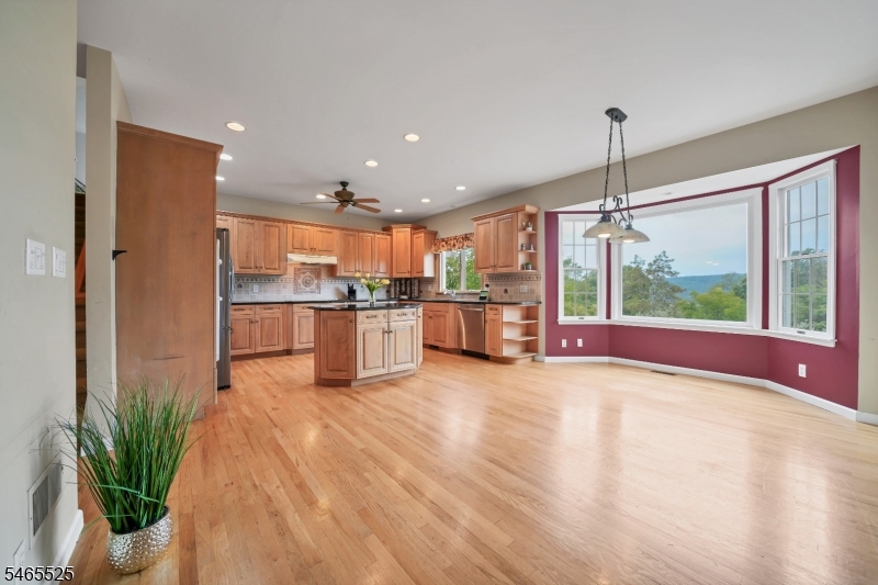 3 Shenandoah Court Washington NJ 07853
