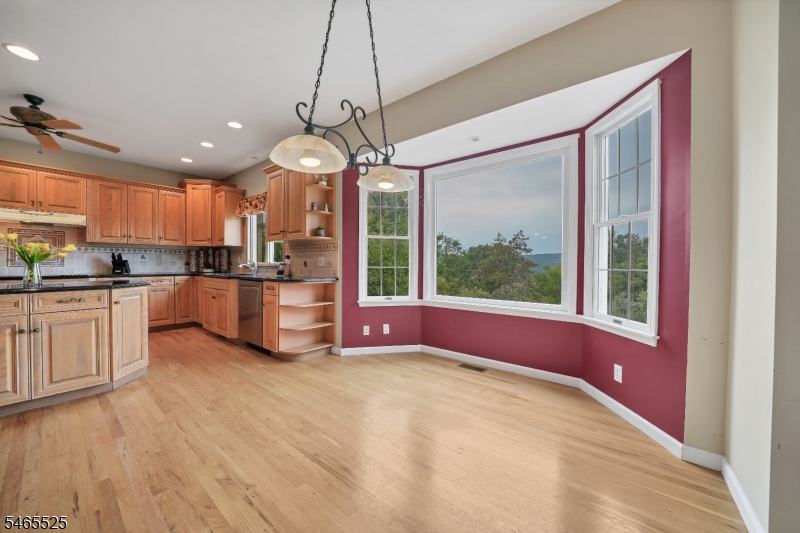 3 Shenandoah Court Washington NJ 07853