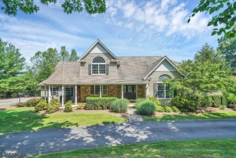 3 Shenandoah Court Washington NJ 07853