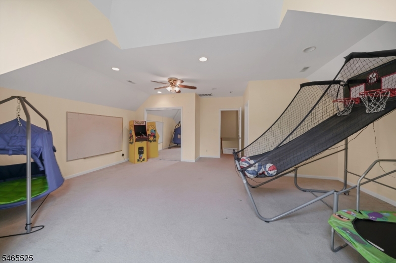 3 Shenandoah Court Washington NJ 07853