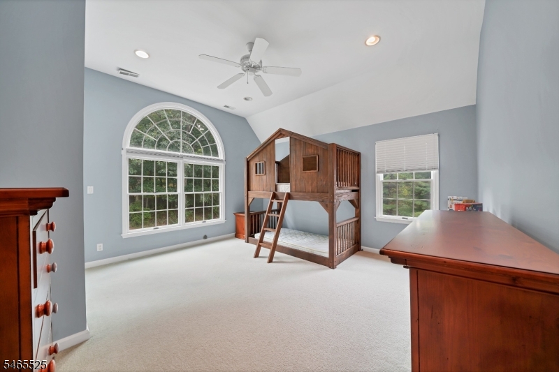 3 Shenandoah Court Washington NJ 07853