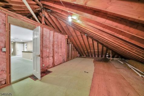 3 Shenandoah Court Washington NJ 07853