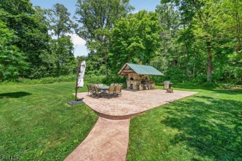 2 Pine Court Bethlehem NJ 08804