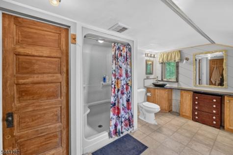 2 Pine Court Bethlehem NJ 08804