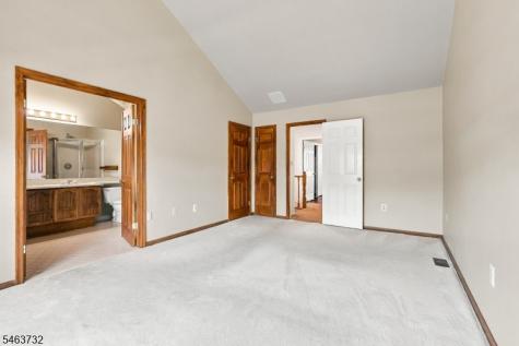15 Champlain Way Franklin NJ 08823