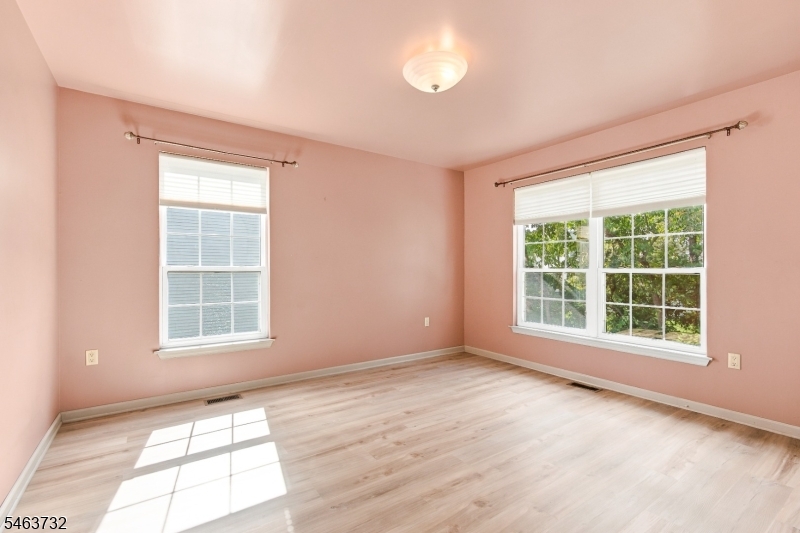 15 Champlain Way Franklin NJ 08823