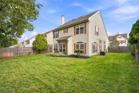 15 Champlain Way Franklin NJ 08823