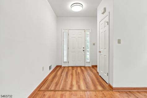 15 Champlain Way Franklin NJ 08823