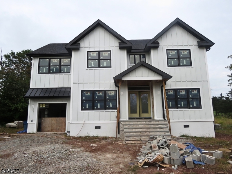 723 RT523 Readington NJ 08889