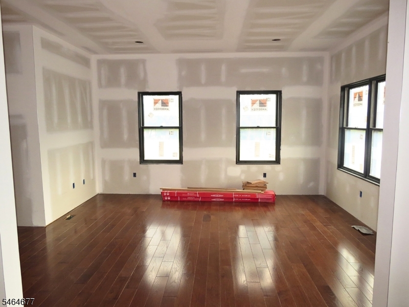 723 RT523 Readington NJ 08889