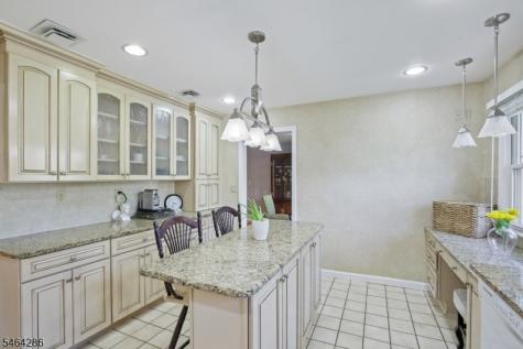351 Old Tote Road Mountainside NJ 07092