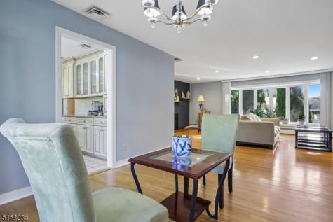 351 Old Tote Road Mountainside NJ 07092
