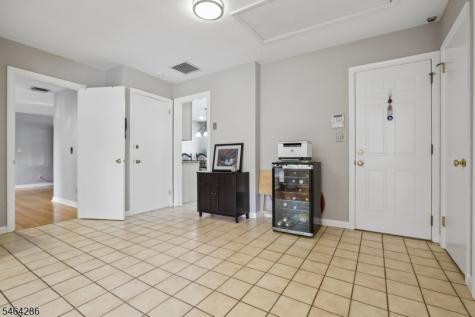 351 Old Tote Road Mountainside NJ 07092