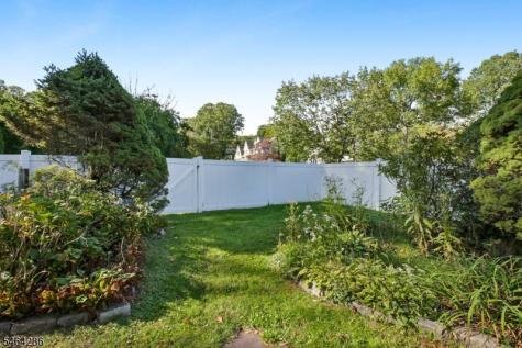351 Old Tote Road Mountainside NJ 07092