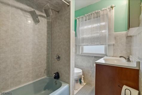 15 Belle Terre Road West Orange NJ 07052