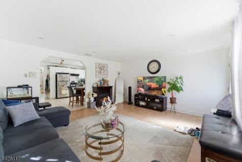 270 Westervelt Place Lodi NJ 07644