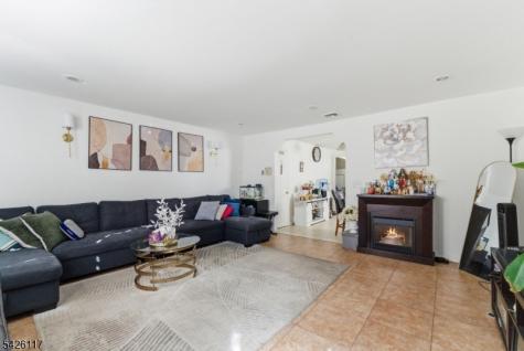 270 Westervelt Place Lodi NJ 07644