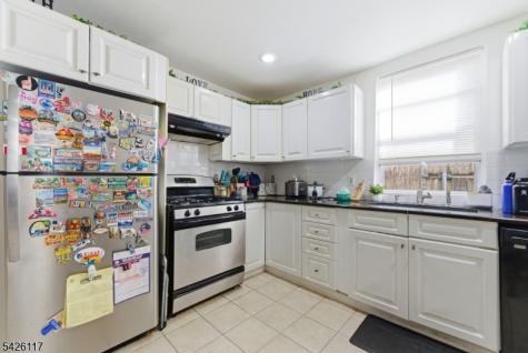 270 Westervelt Place Lodi NJ 07644