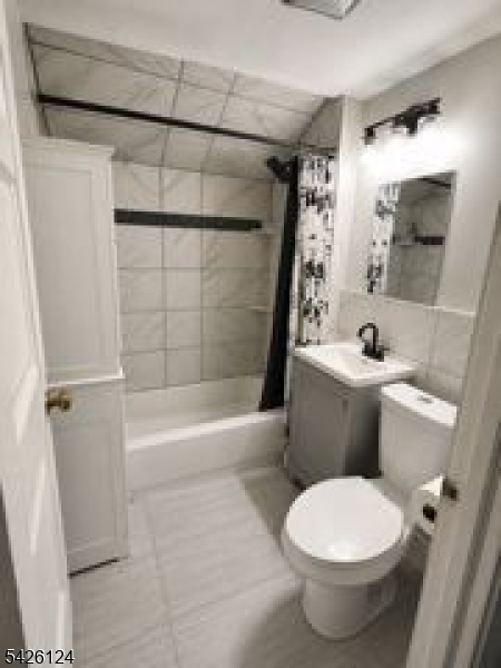 13 Paine Avenue Irvington NJ 07111