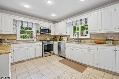 8 Cross Gates Millburn NJ 07078