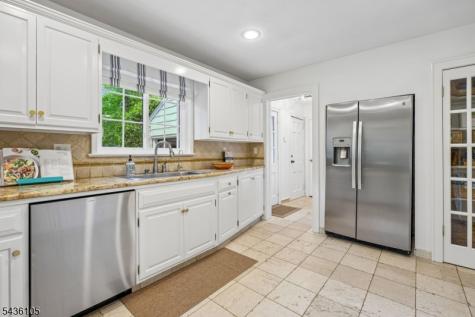 8 Cross Gates Millburn NJ 07078
