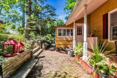 439 Lakeside Boulevard Hopatcong NJ 07843