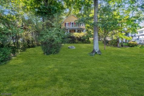 439 Lakeside Boulevard Hopatcong NJ 07843