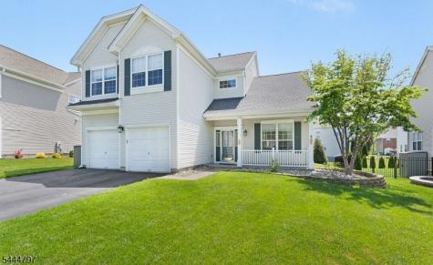 25 Rolling Rapids Court Hackettstown NJ 07840