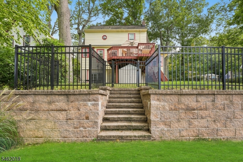 21 Midland Drive Morris NJ 07960