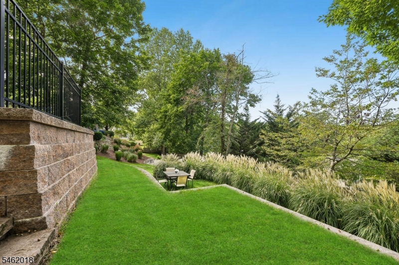 21 Midland Drive Morris NJ 07960