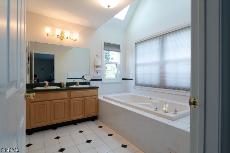 5 Newell Street Hillsborough NJ 08844