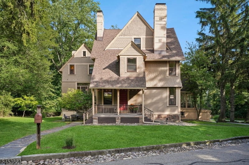 6 Edgehill Road West Orange NJ 07052