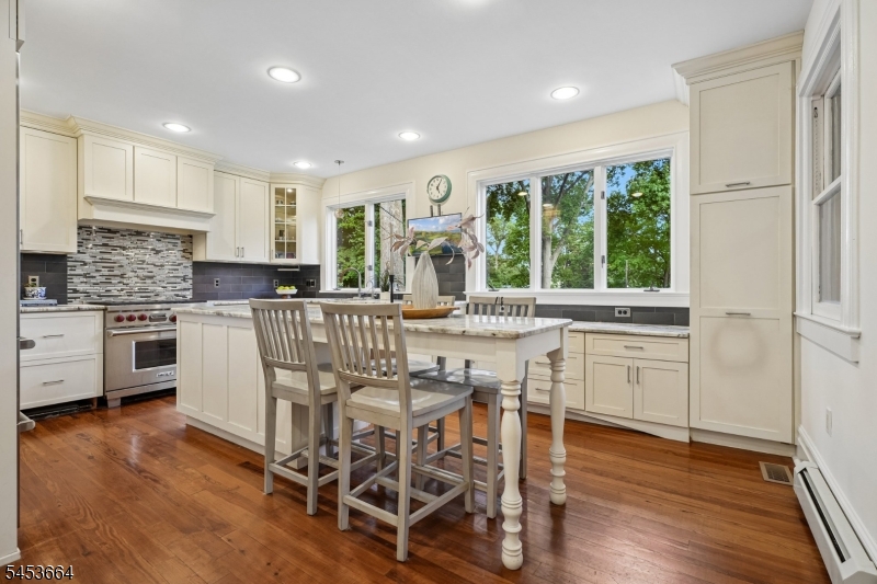 6 Edgehill Road West Orange NJ 07052