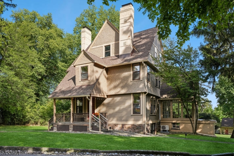 6 Edgehill Road West Orange NJ 07052