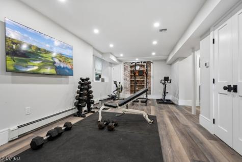 6 Edgehill Road West Orange NJ 07052