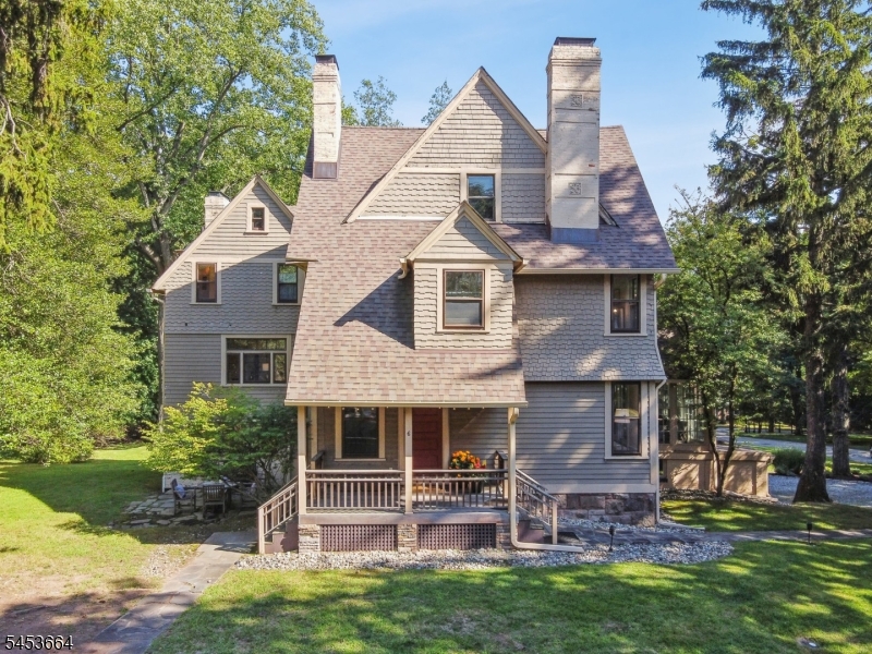 6 Edgehill Road West Orange NJ 07052