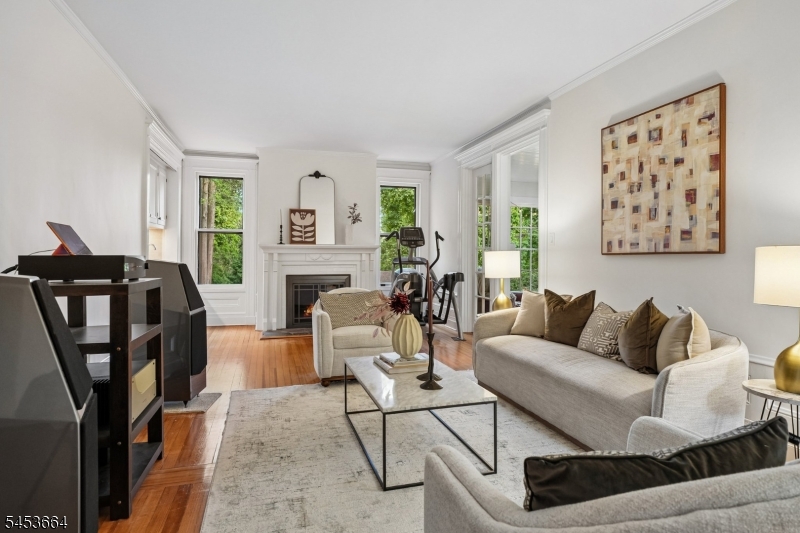 6 Edgehill Road West Orange NJ 07052