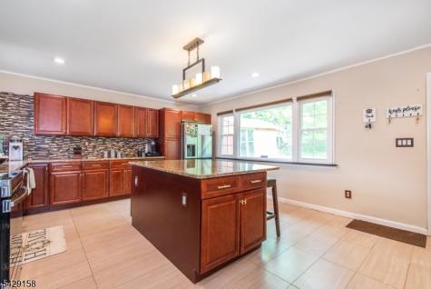 18 Cross Street Netcong NJ 07857