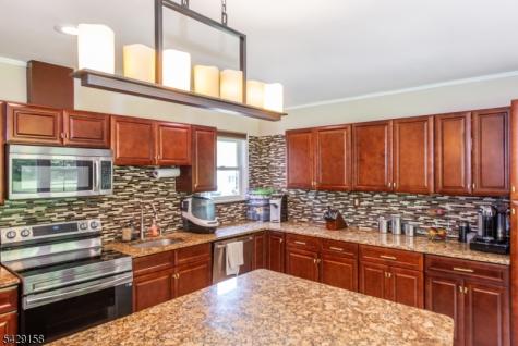 18 Cross Street Netcong NJ 07857