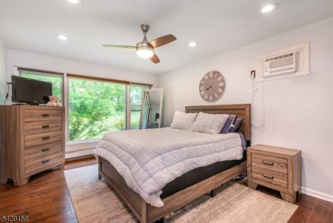 18 Cross Street Netcong NJ 07857